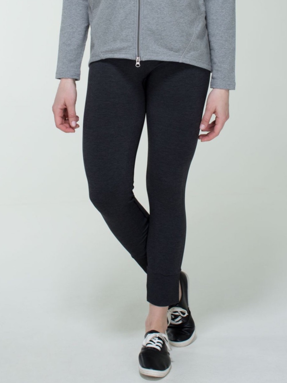 Lululemon Ebb to Street Pant size 2